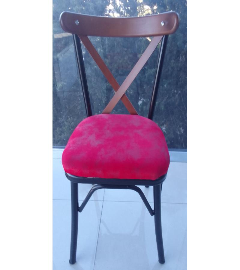 სკამი  CAPRAZ  DOSEMELI  ფერი. SIYAH / KIRMIZI   მწარ.  PARLAYAN KOC 